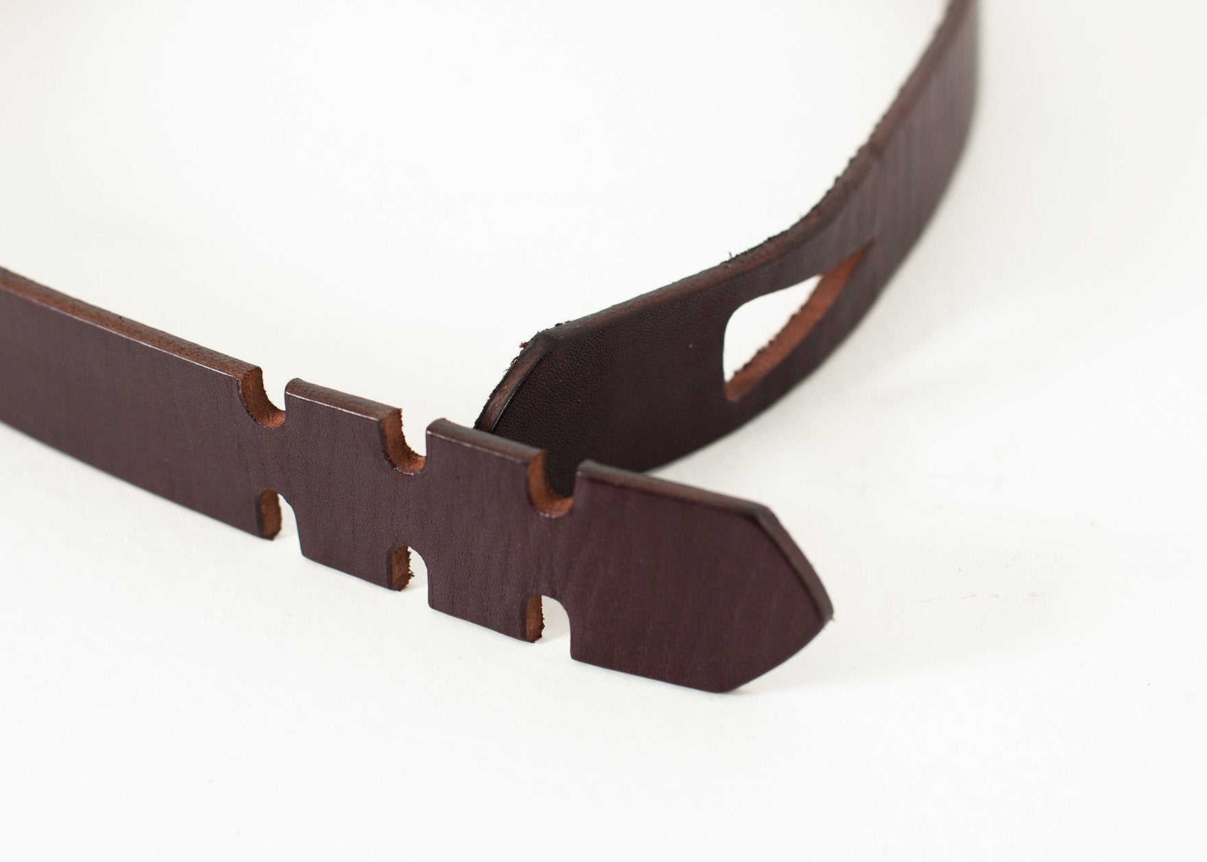 Buckle-less Belt in Brown|unisex belts[option1]|[option2]|[option3] - hello