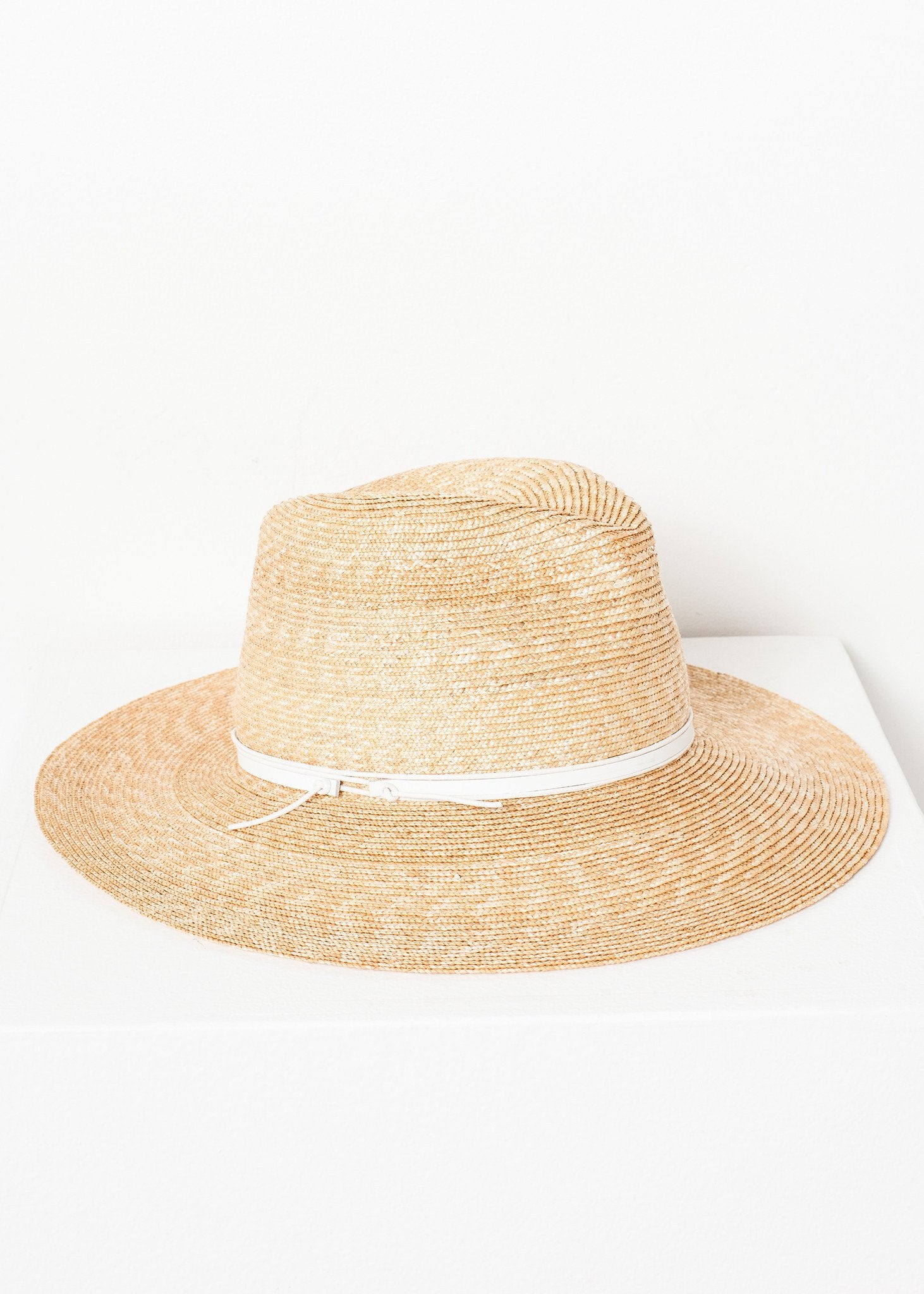 Wrapped Up Hat in Straw/White|women's hats[option1]|[option2]|[option3] - hello