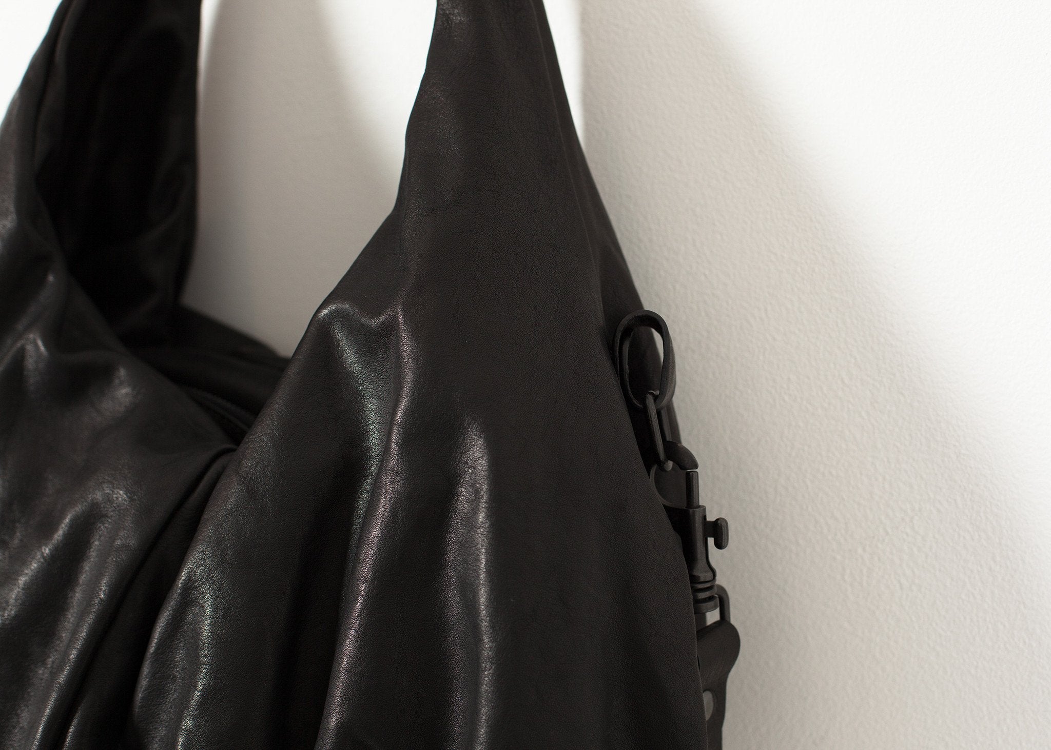 Circle Bag in Black|women's bags[option1]|[option2]|[option3] - hello