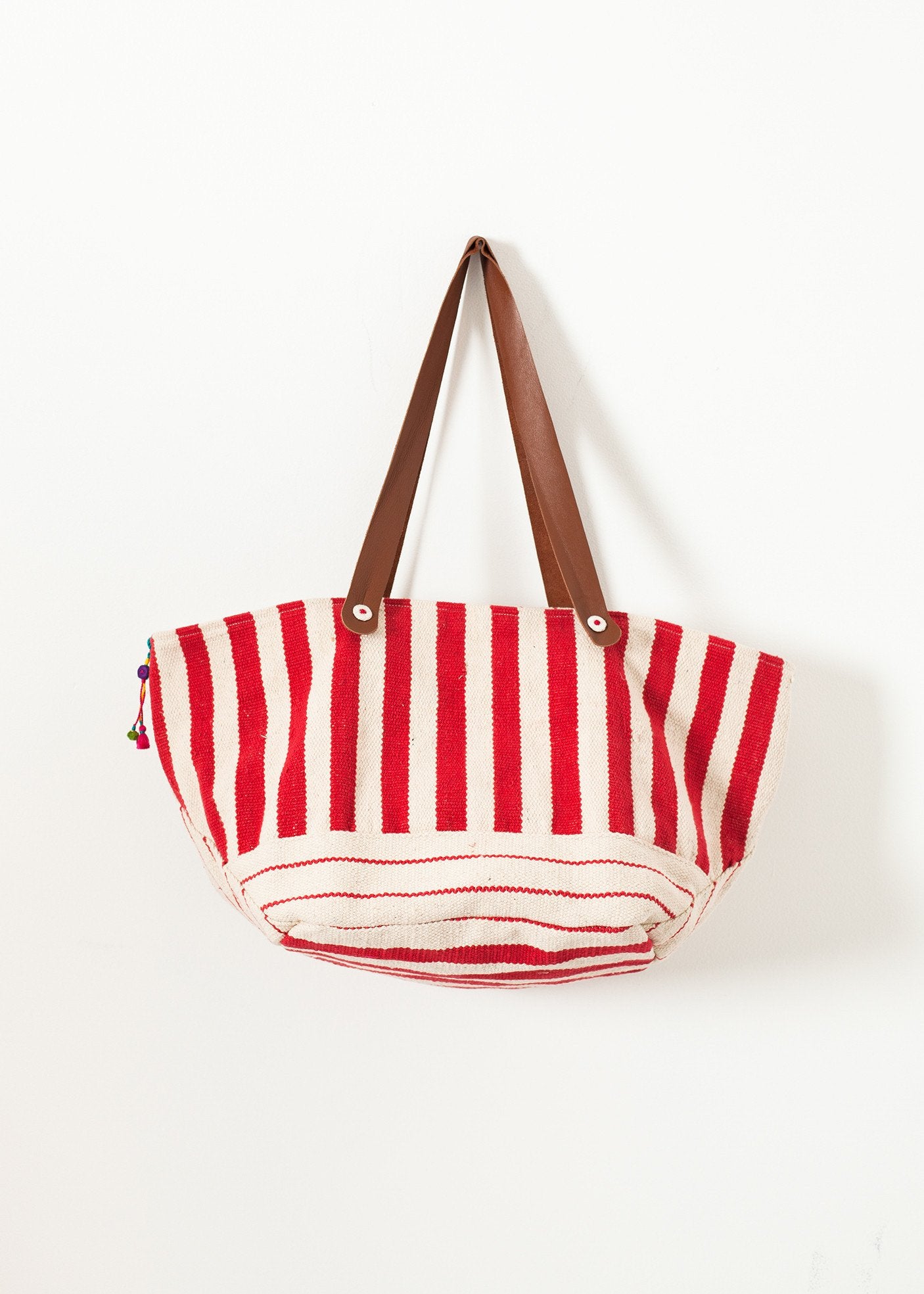 Woven Oversized Tote in Red Stripe|women's bags[option1]|[option2]|[option3] - hello