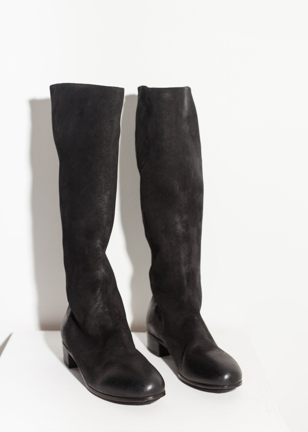 Knee-High Boot in Black|women's shoes[option1]|[option2]|[option3] - hello