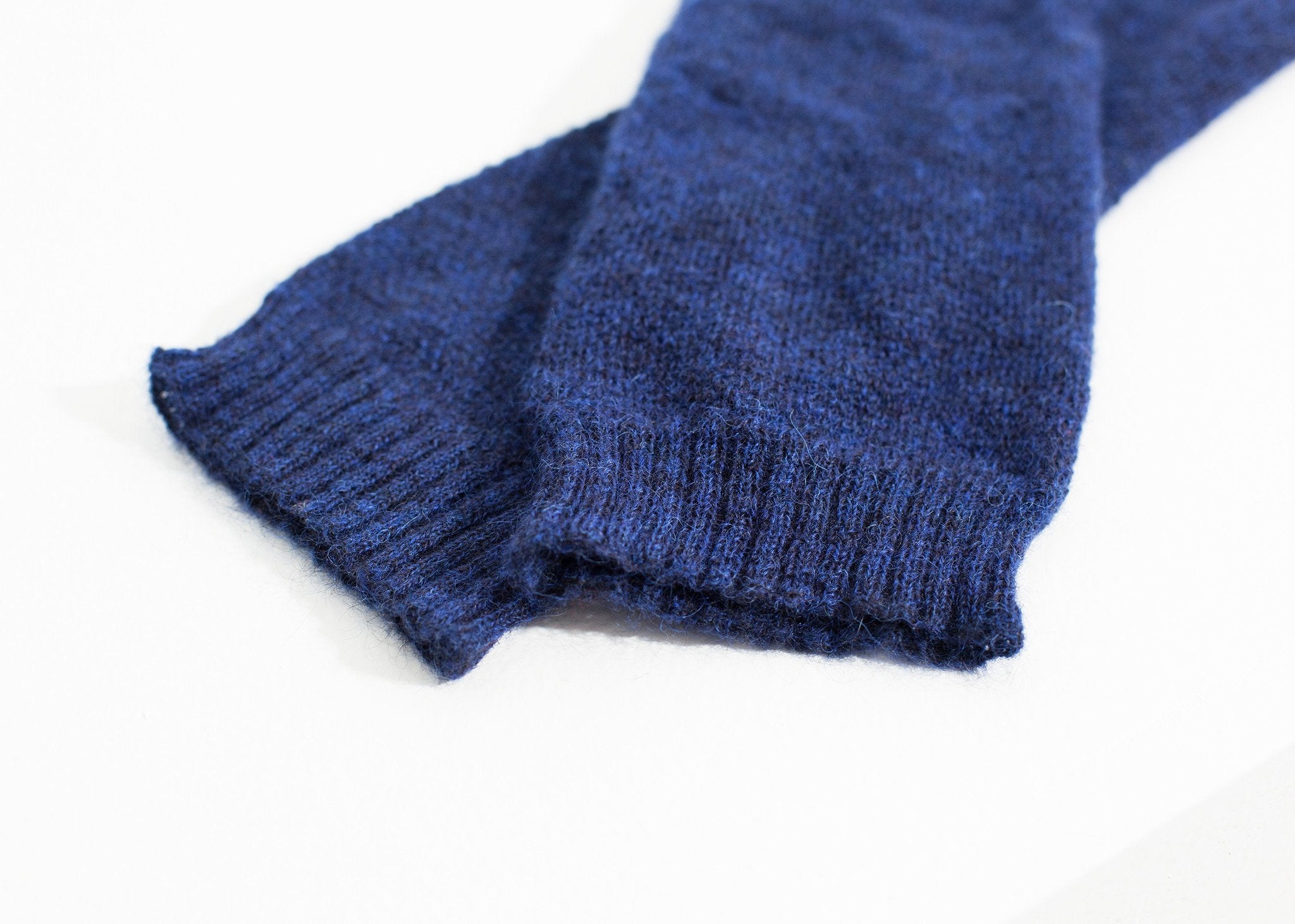 Pikki Mittens in Blue|women's gloves[option1]|[option2]|[option3] - hello
